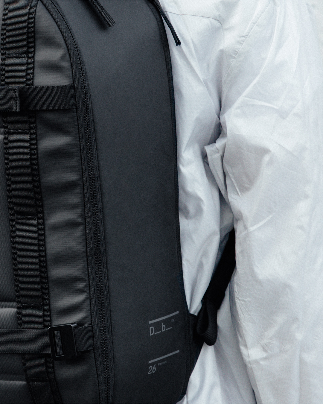 Ramverk Backpack 26L Black Out-7.png