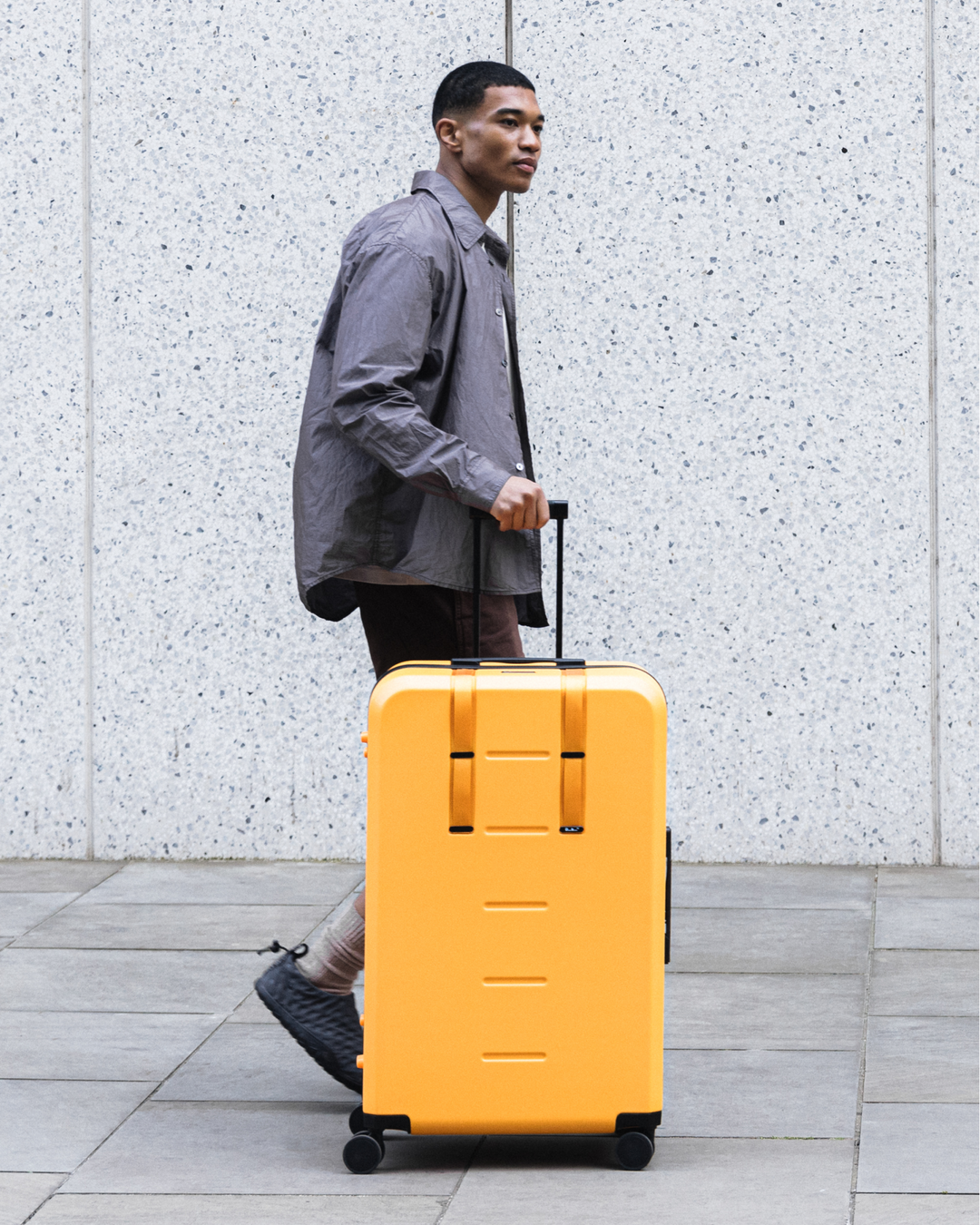 Ramverk Check-in  Luggage Large Parhelion Orangeonperson.png